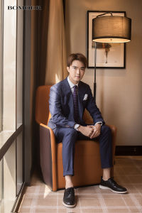 BOMOER（鉑縵）引薦人，新加坡藝人李騰