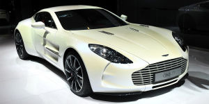 阿斯頓·馬丁one-77圖冊