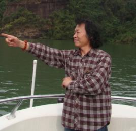 愛新覺羅·仲傑 愛新覺羅·仲傑