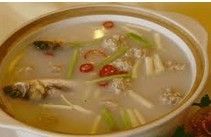 藥膳黃芪鯽魚火鍋 藥膳黃芪鯽魚火鍋