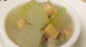 干貝排骨冬瓜湯 干貝排骨冬瓜湯