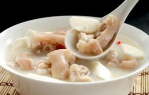 淮山魚鰾瘦肉湯 淮山魚鰾瘦肉湯