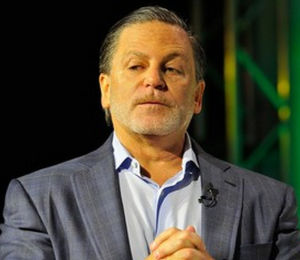 丹·吉爾伯特 丹·吉爾伯特