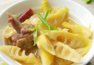 臘鴨腿燜春筍 臘鴨腿燜春筍