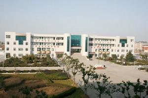 安徽省廬江縣第四中學 安徽省廬江縣第四中學