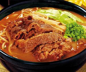 牛肉咖喱湯麵