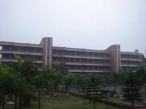 羅鏡三中 羅鏡三中