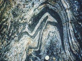 疊加褶皺 疊加褶皺