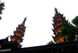 羅漢院雙塔及正殿遺址