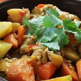 咖喱土豆雞塊 咖喱土豆雞塊