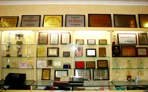 （圖）深圳市幻彩美容美髮職業培訓學校