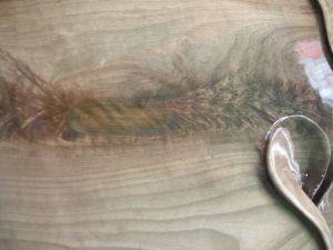 有山水之紋的金絲楠茶海