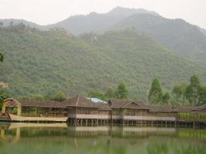 溫礦泉旅遊度假區