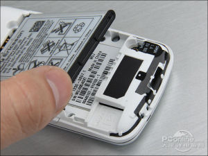 TF卡插槽，支持熱插拔