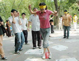 （圖）五四青年節野外拓展活動