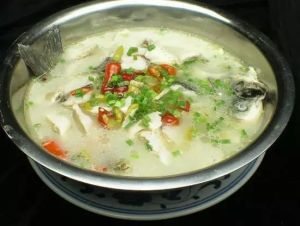 豆腐燉魚 豆腐燉魚