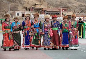 東納藏族 東納藏族