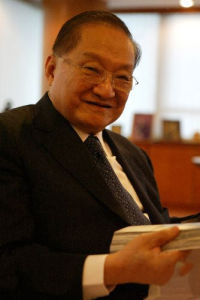 金庸