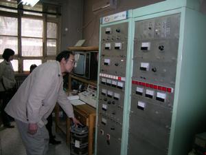 直線感應加速器