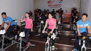 奧運冠軍帶領體驗動感腳踏車