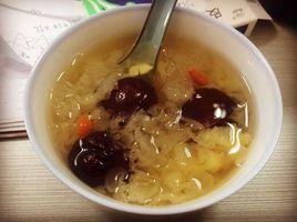 銀耳百合滋陰羹