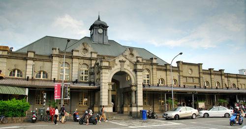 建於日據時期的新竹車站采巴洛克式建築風格