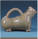 東晉甌窯青瓷虎子 東晉甌窯青瓷虎子