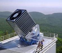 阿帕奇山頂天文台的2.5米口徑望遠鏡