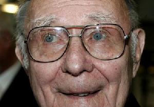宜家創始人英格瓦爾&middot;卡姆普拉德(Ingvar Kamprad)，淨資產220億美元