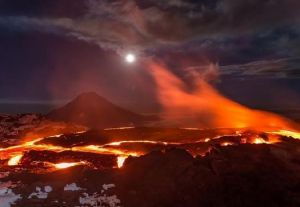 宇宙火山 宇宙火山