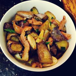 鹹魚燜茄子 鹹魚燜茄子