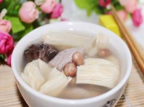 花生冬菇腐竹湯 花生冬菇腐竹湯