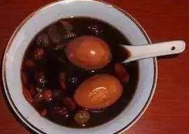首烏煮雞蛋 首烏煮雞蛋