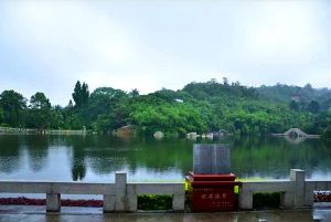 萬石涵翠 萬石涵翠